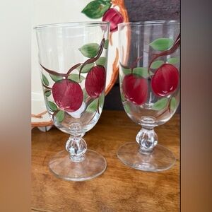 🌹 Hand-Painted Franciscan Apple Design Glass Goblets set of 2